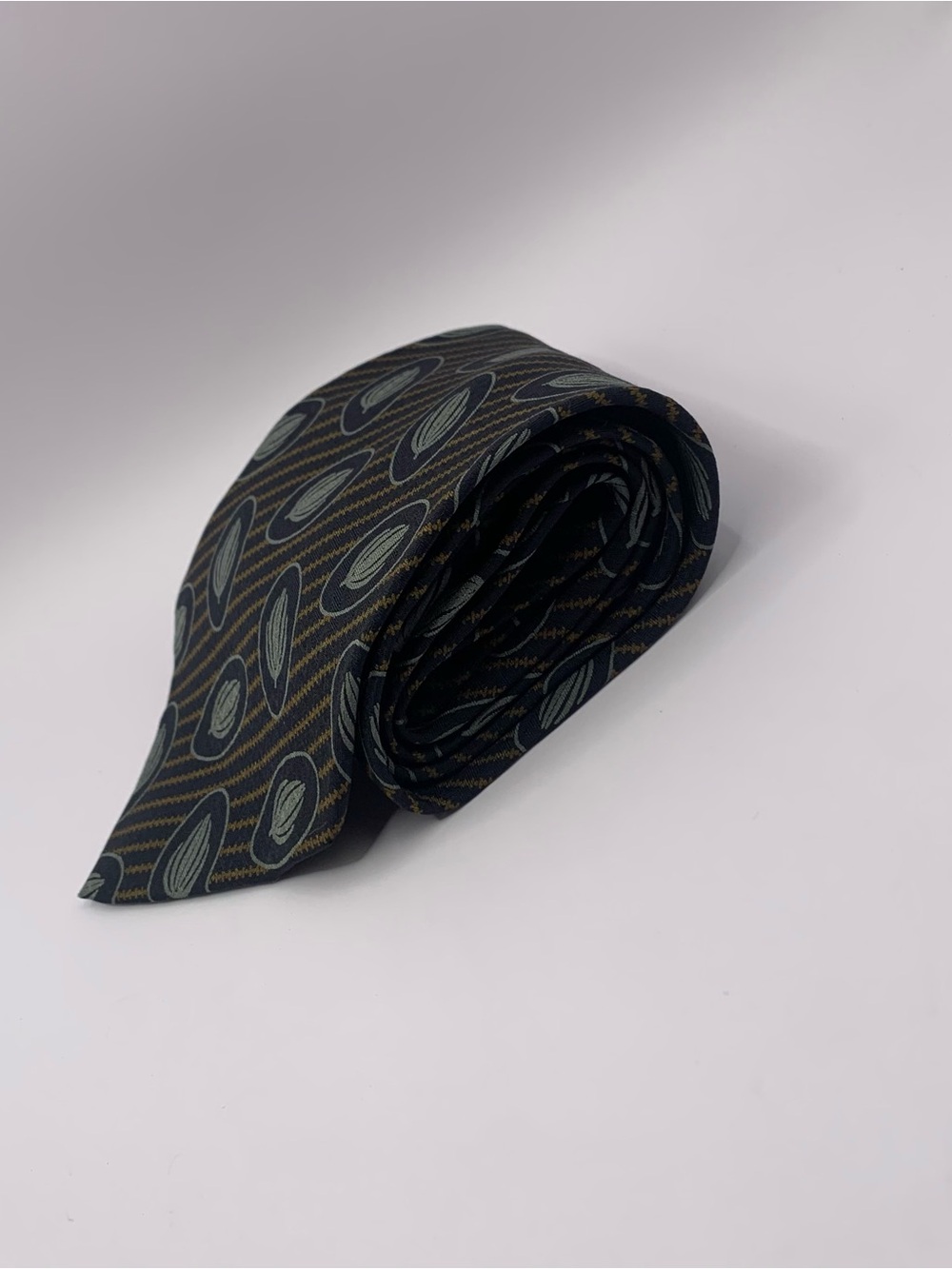 Giorgio Armani Cravatte Dark Blue Tie with Olive Teardrop Pattern 0138 business